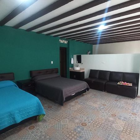 Апартаменты Casa Mama Bety Вальядолид Экстерьер фото